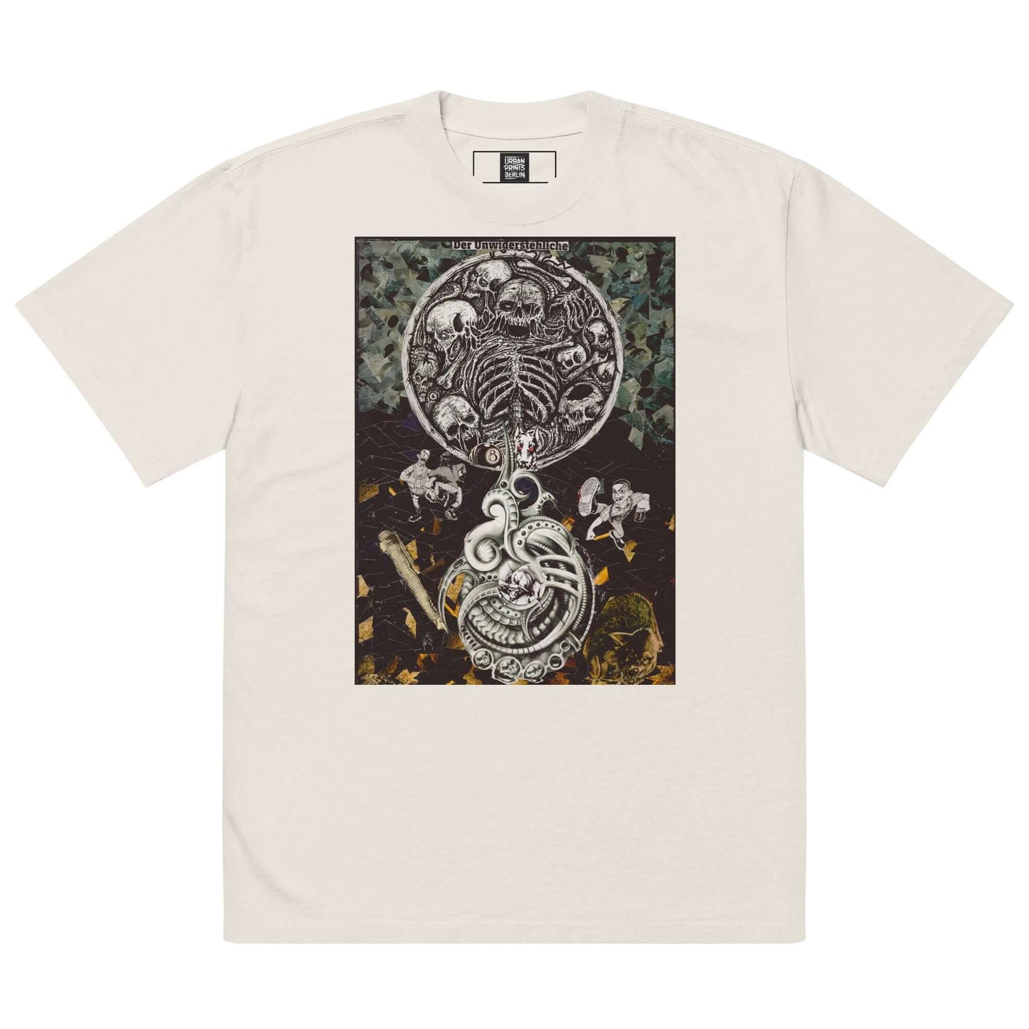 Oversized T-Shirt 'Der Unwiderstehliche' featuring skulls and tentacles, embodying urban nihilism and grotesque beauty.